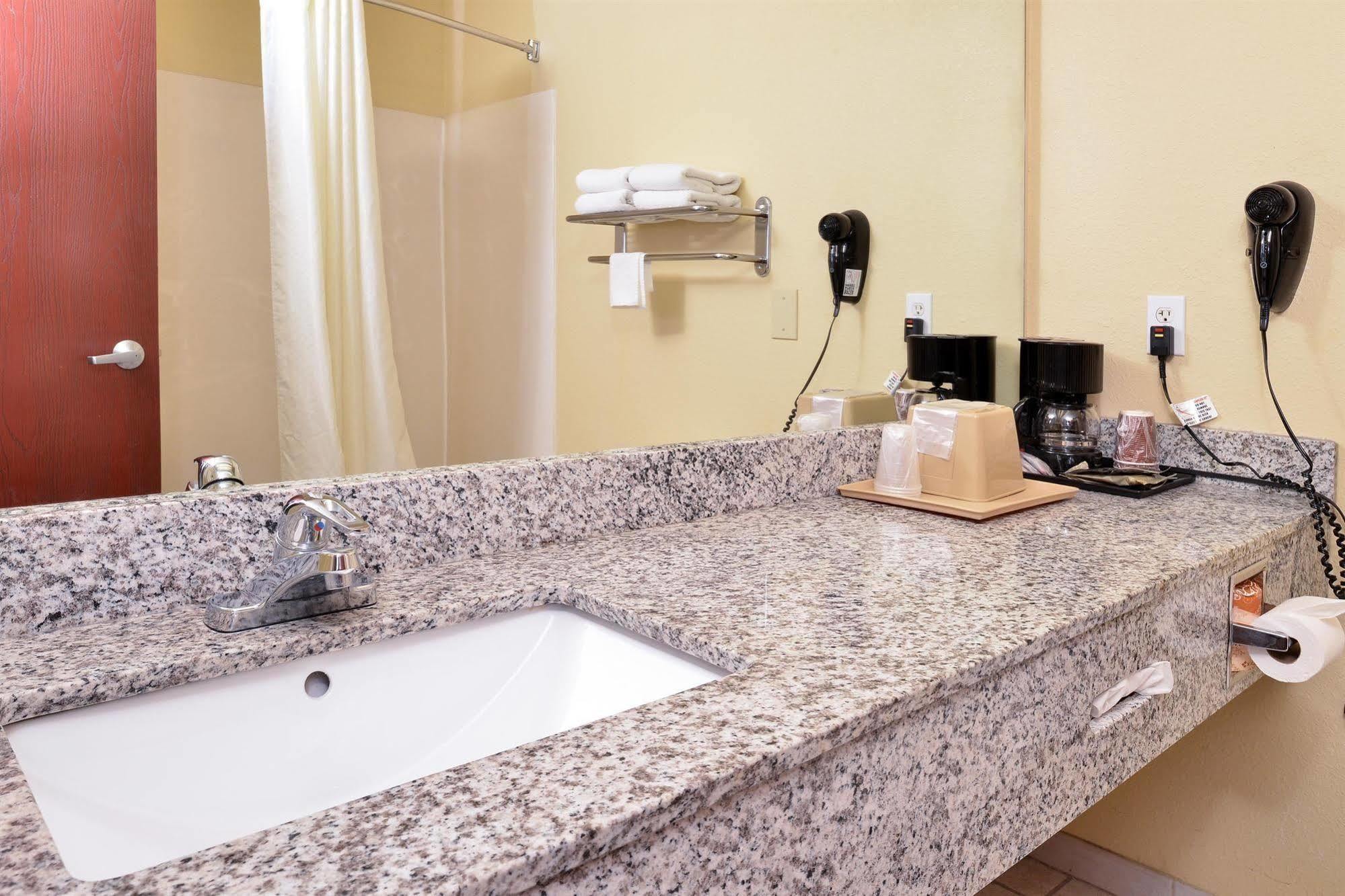 Quality Inn & Suites Fort Worth Kültér fotó